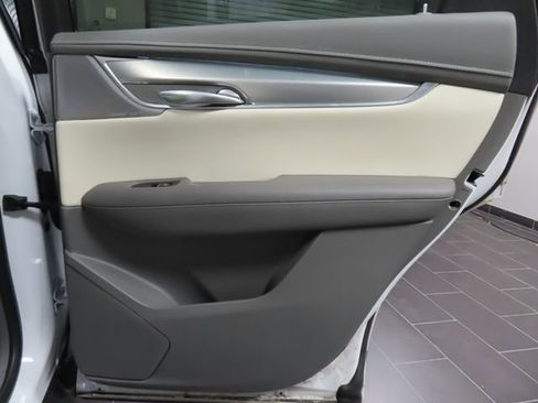 Certified 2023 Cadillac XT5 Premium Luxury w/ Technology Package image 11