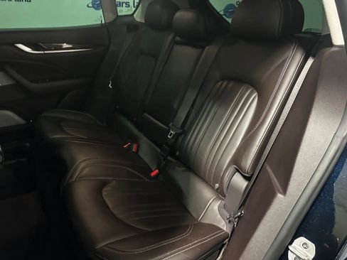 Used 2019 Maserati Levante GranLusso image 16