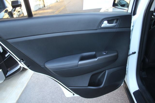 Used 2019 Kia Sportage LX FWD image 22