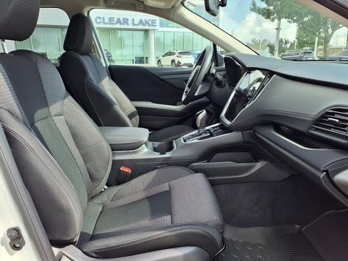 Used 2025 Subaru Outback Premium w/ Popular Package #1A image 6