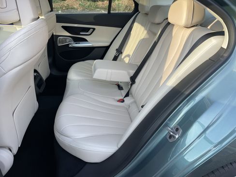 New 2026 Mercedes-Benz E 350 Sedan image 37