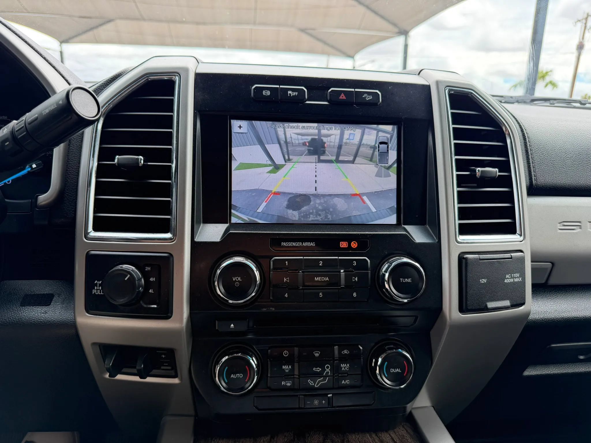 Used 2018 Ford F350 Lariat AWD/4WD image 34