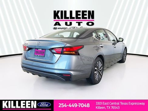 Used 2023 Nissan Altima 2.5 SV image 7