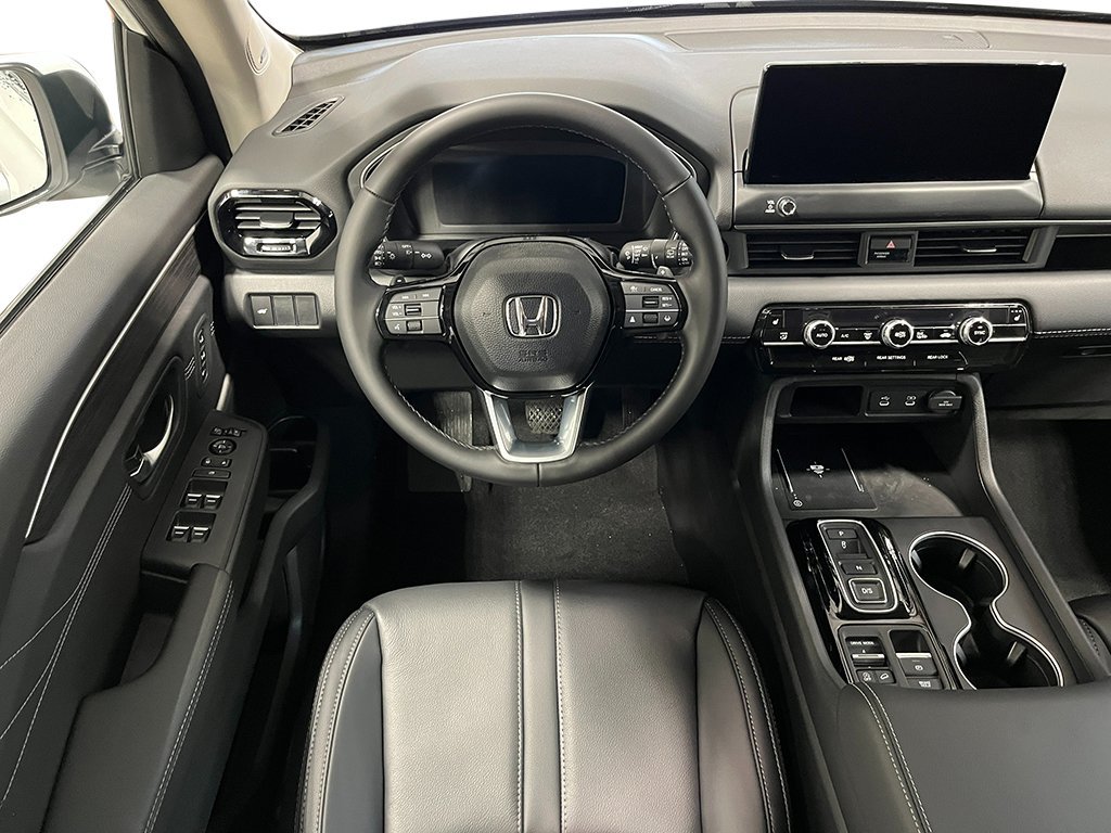 New 2026 Honda Pilot Touring image 22