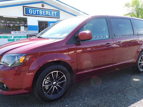 Used 2018 Dodge Grand Caravan GT image 1