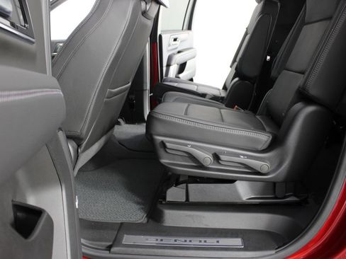 New 2026 GMC Yukon XL Denali w/ Denali Reserve Package AWD/4WD image 22