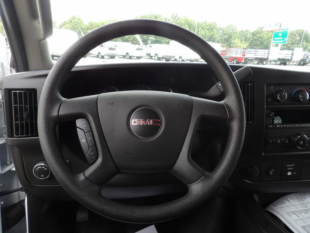 Used 2025 GMC Savana 2500 w/ Driver Convenience Package RWD image 20