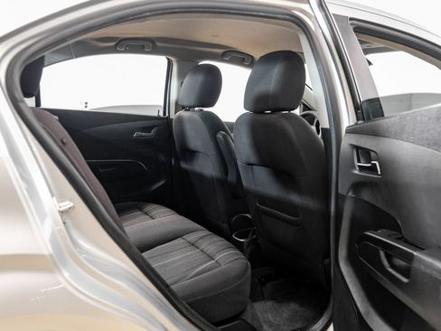 Used 2020 Chevrolet Sonic LT FWD image 42