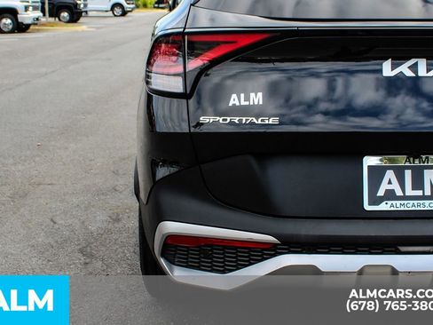 Used 2024 Kia Sportage LX image 13