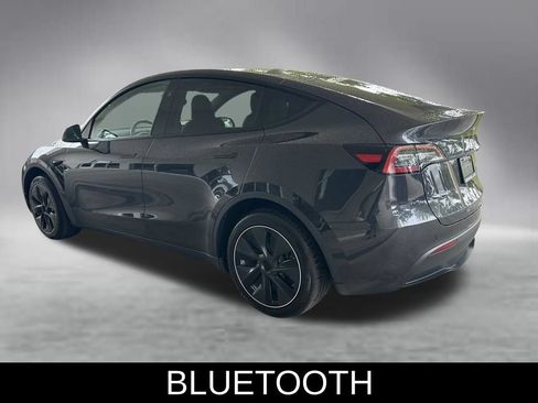 Used 2024 Tesla Model Y Long Range RWD image 5