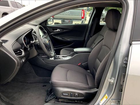 Used 2024 Chevrolet Malibu LT FWD image 8