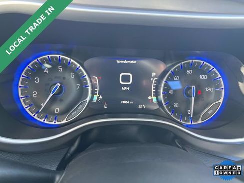 Used 2024 Chrysler Pacifica Touring-L w/ Road Tripper Package image 37