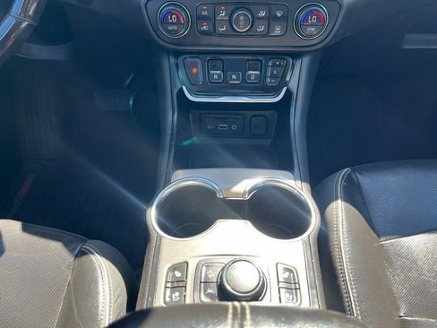 Used 2019 GMC Terrain Denali w/ Driver Alert Package II FWD image 36