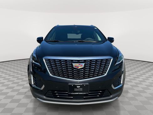 Used 2024 Cadillac XT5 Premium Luxury w/ Platinum Package AWD/4WD image 2