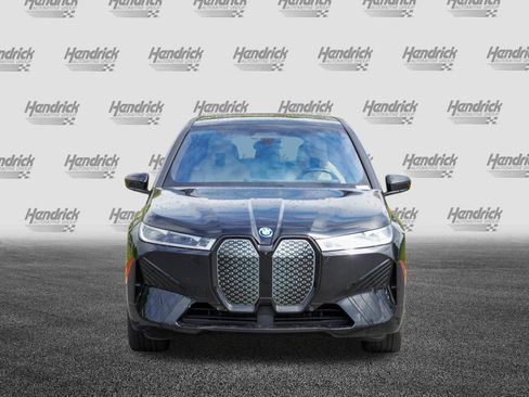 Used 2024 BMW iX xDrive50 w/ Premium Package AWD/4WD image 3