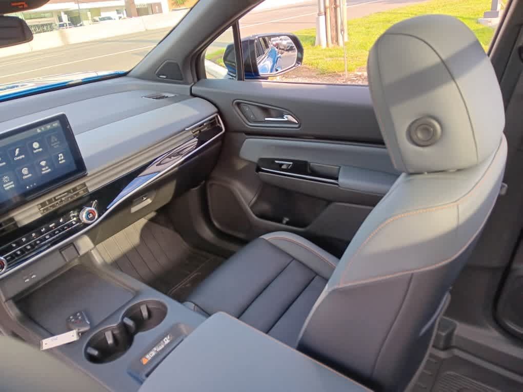 Used 2024 Honda Prologue Touring image 12
