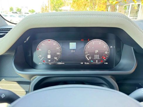 Used 2023 Land Rover Defender 130 X AWD/4WD image 15