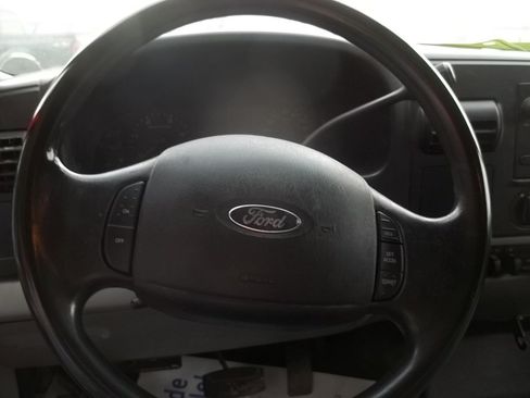 Used 2006 Ford F250 4x4 SuperCab Super Duty image 11