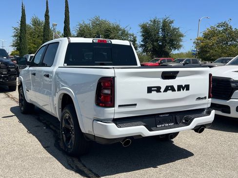 New 2026 RAM 1500 Big Horn w/ Night Edition AWD/4WD image 3