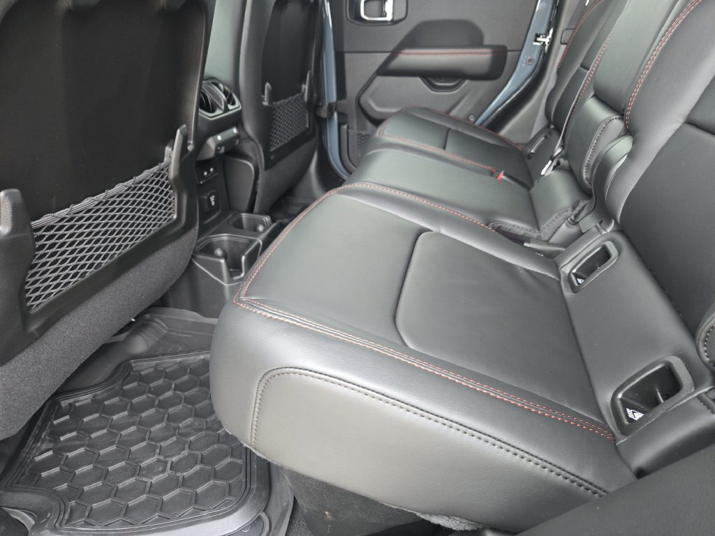 New 2026 Jeep Gladiator Rubicon AWD/4WD image 19