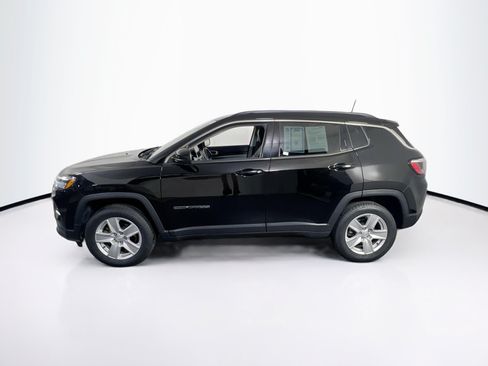 Used 2022 Jeep Compass Latitude w/ Convenience Group AWD/4WD image 8
