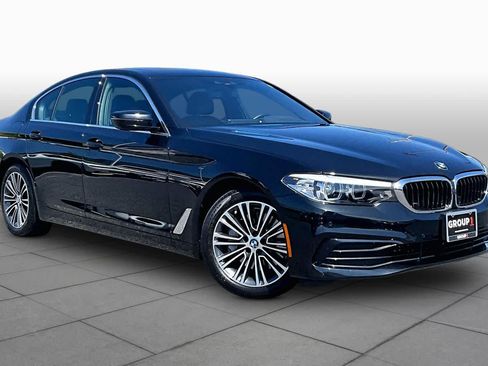 Used 2019 BMW 530i xDrive w/ Convenience Package AWD/4WD image 3