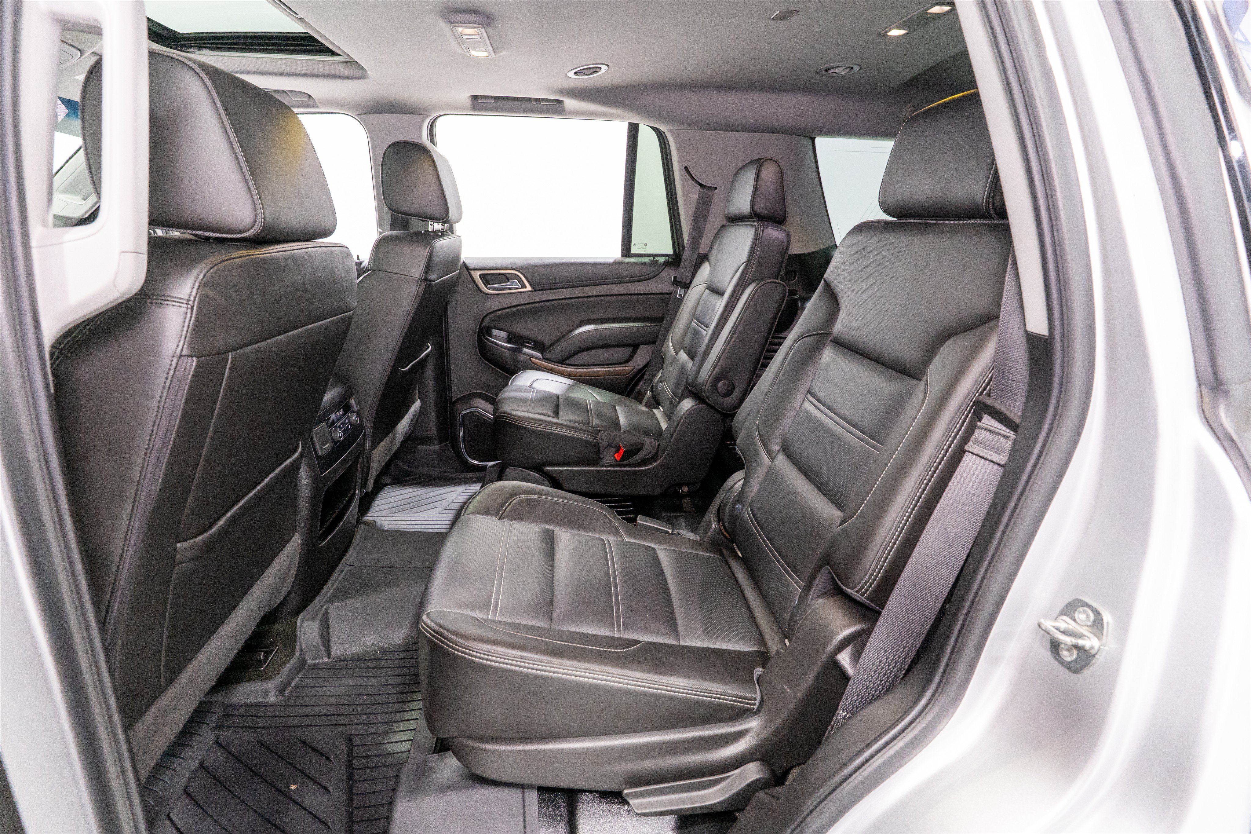 Used 2018 GMC Yukon Denali AWD/4WD image 33