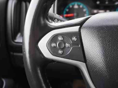 Used 2022 Chevrolet Colorado LT w/ Fleet Safety Package image 20