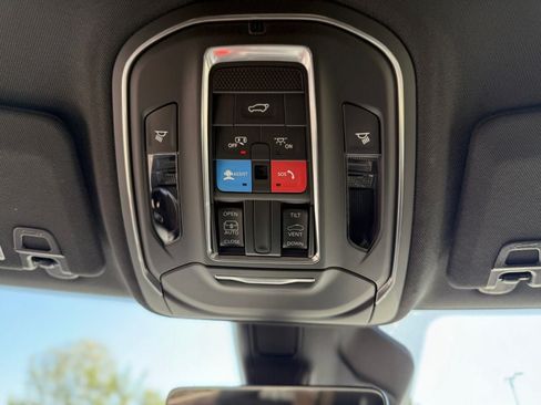 New 2026 Jeep Grand Cherokee Laredo X AWD/4WD image 23