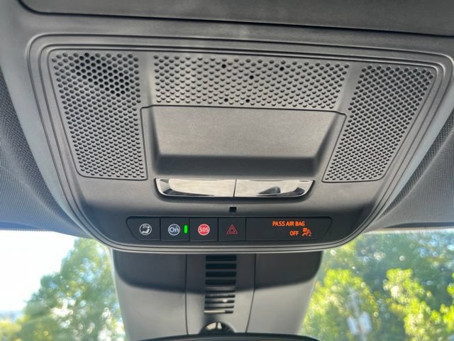 Used 2026 Chevrolet Traverse LT AWD/4WD image 40