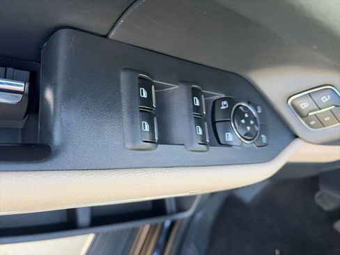 Used 2023 Ford Expedition Max Limited AWD/4WD image 14