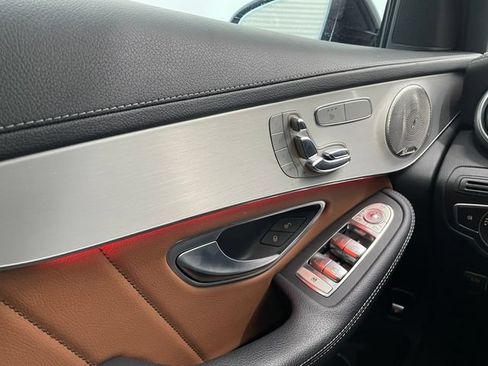 Certified 2023 Mercedes-Benz GLC 300 4MATIC Coupe image 34