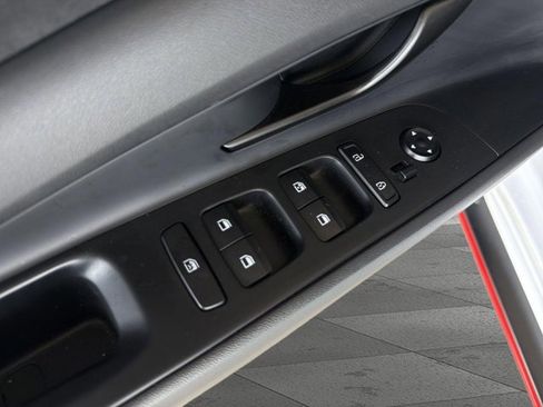 Used 2025 Hyundai Elantra N FWD image 9