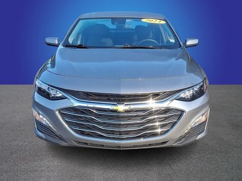 Used 2024 Chevrolet Malibu LT FWD image 2
