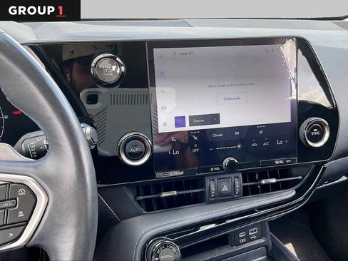 Used 2024 Lexus NX 250 FWD w/ Towing Package (2000 Lbs) image 6