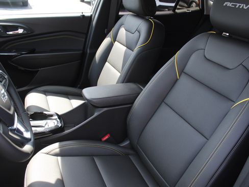 New 2026 Chevrolet Trax ACTIV image 9