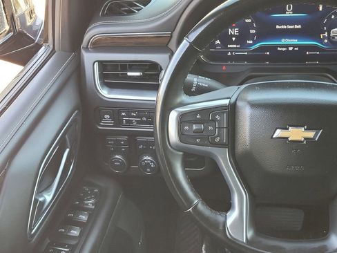 Used 2024 Chevrolet Tahoe Premier AWD/4WD image 12
