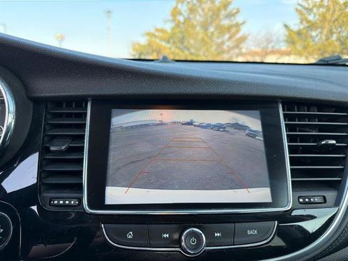 Used 2020 Buick Encore Preferred image 21