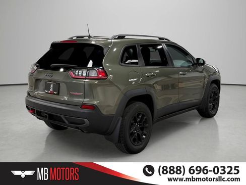 Used 2021 Jeep Cherokee Trailhawk AWD/4WD image 5