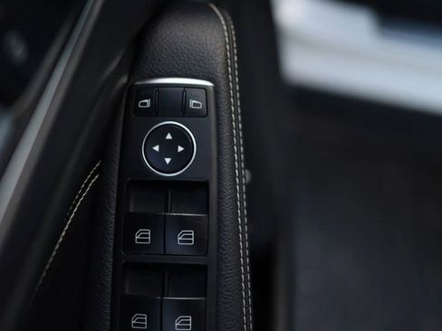 Used 2019 Mercedes-Benz GLA 250 image 12