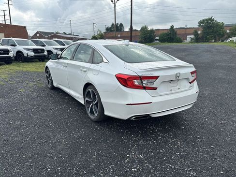 Used 2019 Honda Accord Sport image 6