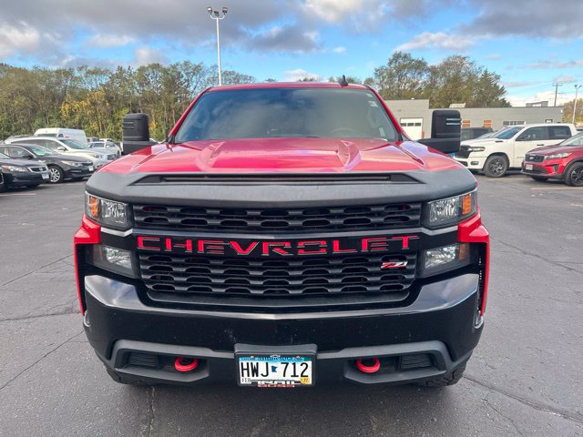 Used 2019 Chevrolet Silverado 1500 Custom Trail Boss w/ Custom Convenience Package AWD/4WD image 2