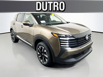New 2025 Nissan Kicks SV