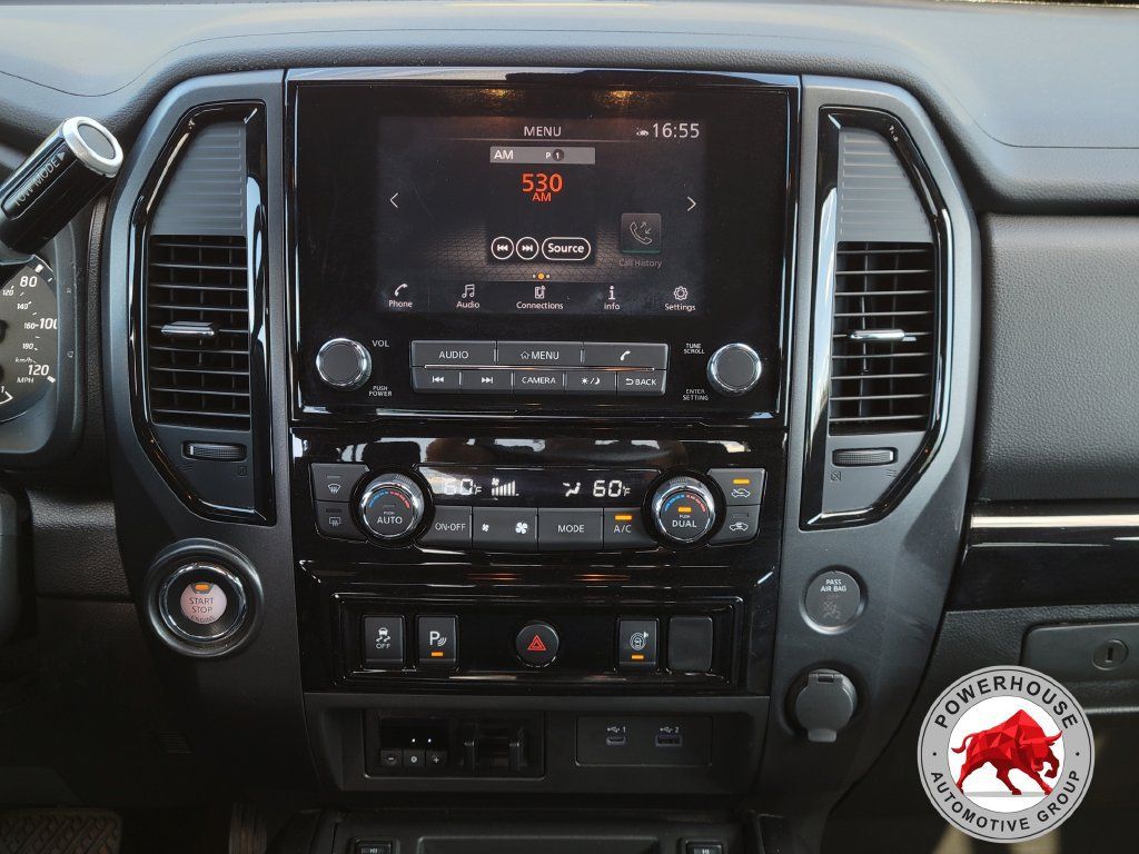 Used 2024 Nissan Titan SV w/ SV Convenience Package RWD image 22