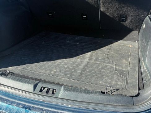 Used 2020 Ford Edge Titanium w/ Equipment Group 301A image 11