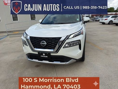 Used 2023 Nissan Rogue Platinum w/ Platinum Premium Package AWD/4WD image 2