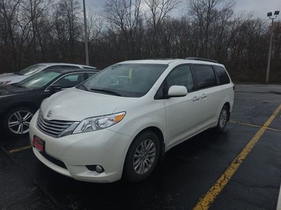 Used 2017 Toyota Sienna XLE