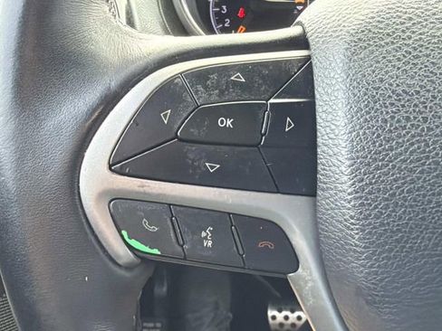 Used 2019 Jeep Grand Cherokee High Altitude RWD image 25