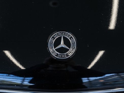 Certified 2023 Mercedes-Benz GLC 300 image 5