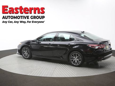 Used 2022 Toyota Camry XLE FWD image 62